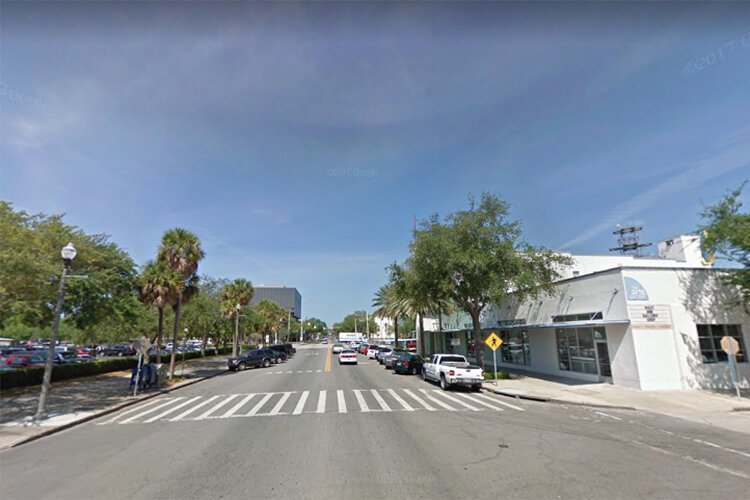 700 Central Ave (2009)