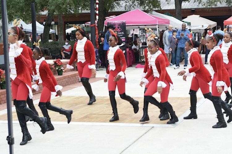 The Jingle Bell Bazaar at Ybor has performances by several local dance troupes.