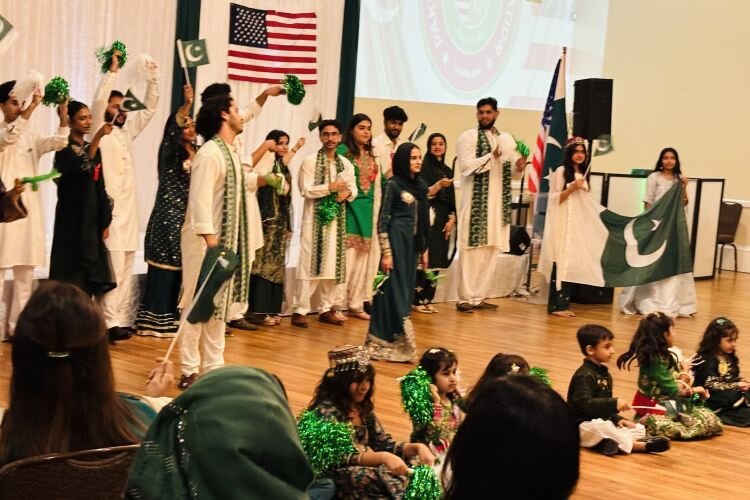 USF's Pakistani Student Association performs during the Pakistani American Association of Tampa Bay's 2025 Independence Day celebration.